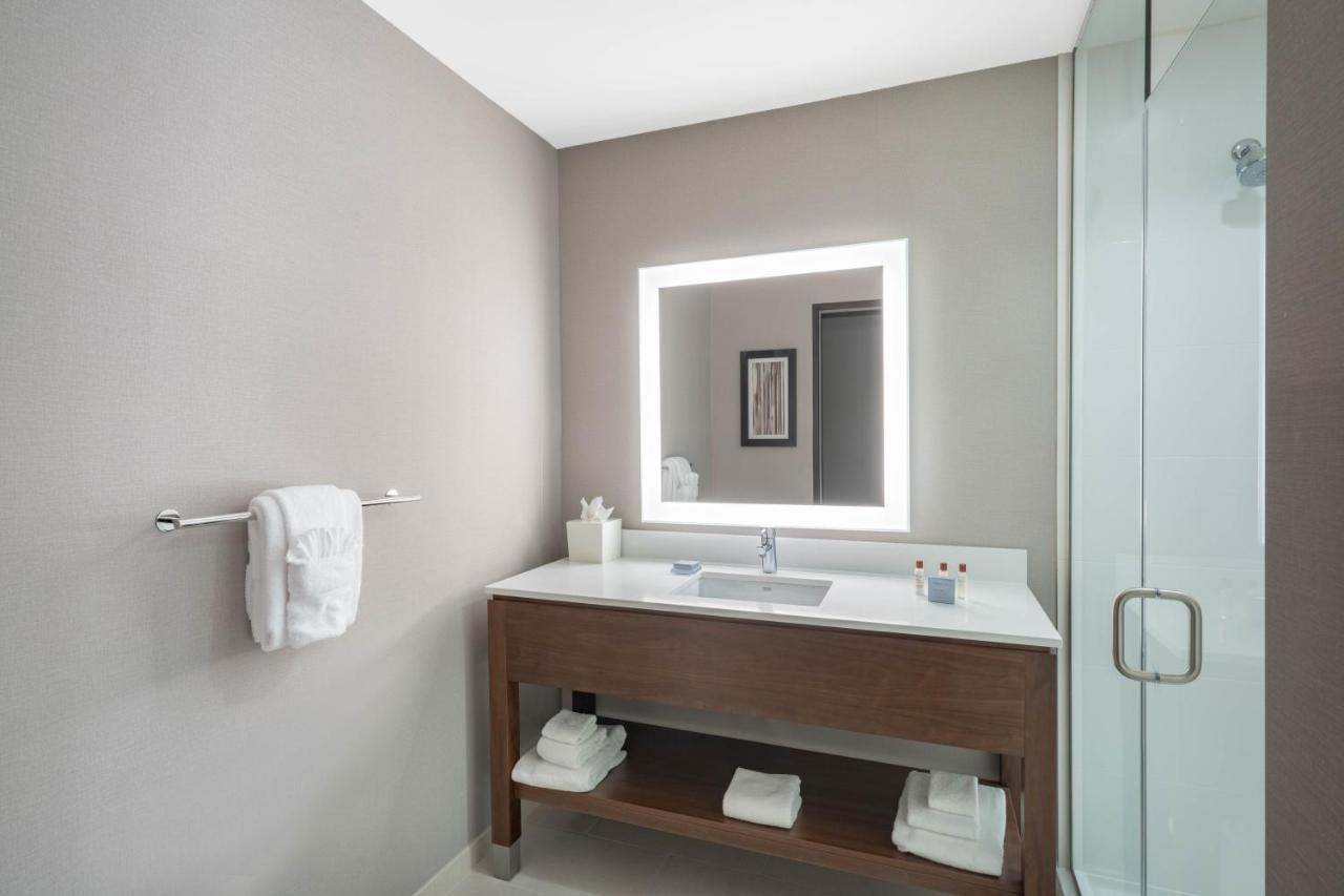 Hampton Inn By Hilton Nashville Airport Century Place Exteriér fotografie